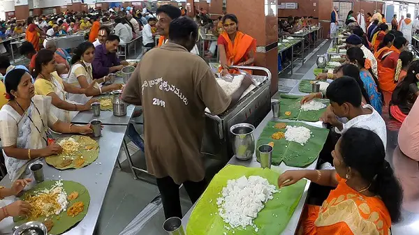 devotees about anna prasadam at tirumala